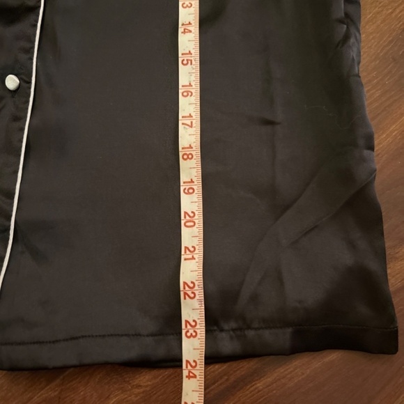 🌿SALE🌿HOUSE of HARLOW 1960 Sleepwear Long Sleeve Shirt size Large - Picture 7 of 8